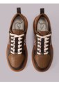 Tenis Saga M Chocolate de Mario Hernández
