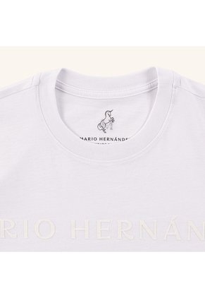 Camiseta Atlas Blanco Puro Tierra Arriba Camiseta Atlas Blanco Puro Tierra Arriba Talla XL