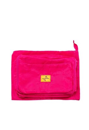 Accesorio Viaje Kit De 8 Bolsas Fucsia Xmas Accesorio Viaje Kit De 8 Bolsas Fucsia Xmas