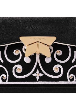 Bolso De Mano Alma Con Cadena Negro Oro Sagrada