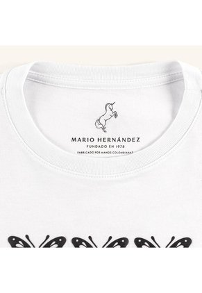 Camiseta Aura Blanco Tierra Arriba Camiseta Aura Blanco Tierra Arriba Talla L