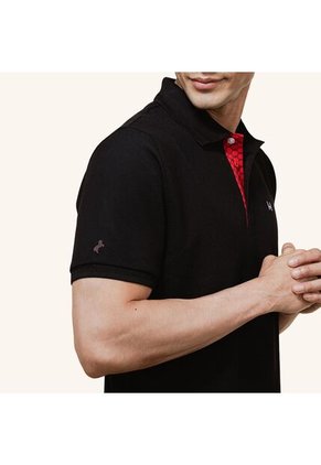 Camiseta Polo Emblema Toro Tierra Arriba Camiseta Polo Emblema Toro Tierra Arriba Talla M