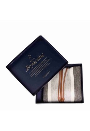 Ruana Boyacense Gris Nobsa Ruana Boyacense Gris Nobsa