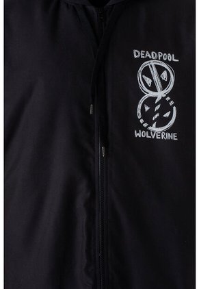 Chaqueta De Deadpool Roja Y Negra Enguatada Para Hombre XL