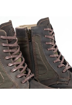 Bota Casual, Formal Café Masherland Hampton