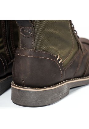 Bota Casual, Formal Café Masherland Hampton