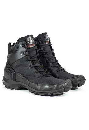 Botas Outdoor Negro Masherland Trek