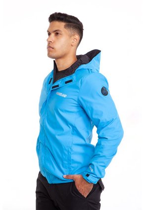 Chaqueta Impermeable Azul Claro Masherland