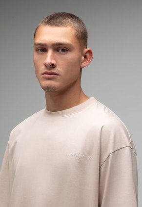 Camiseta Beige Mattelsa