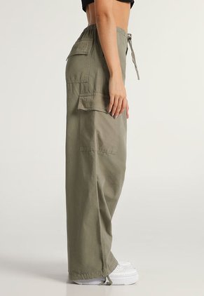 Pantalón Cargo Verde Oliva Mattelsa