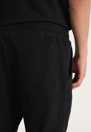Jogger Negro Mattelsa