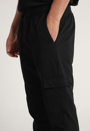 Jogger Negro Mattelsa