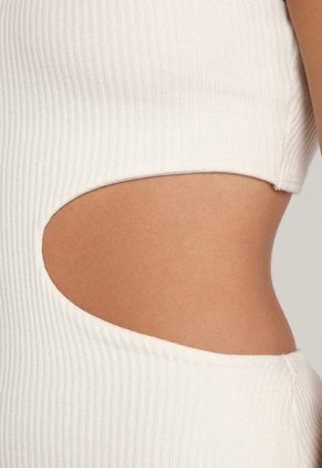 Vestido Blanco Mattelsa