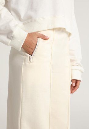 Pantalón Marfil Mattelsa Wide Leg