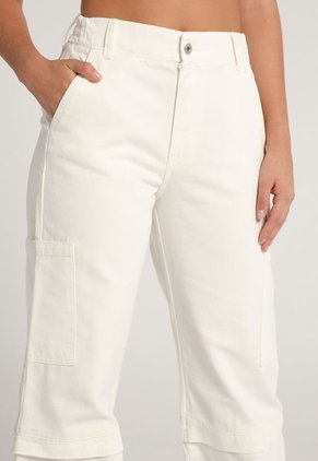 Pantalón Cargo Marfil Mattelsa