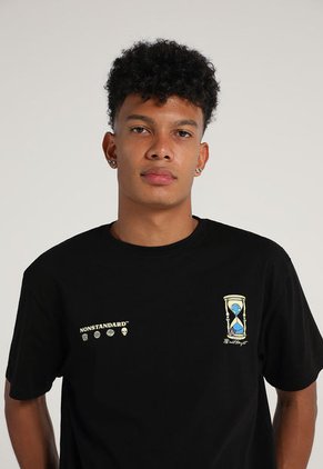 Camiseta Negro-Multicolor Mattelsa