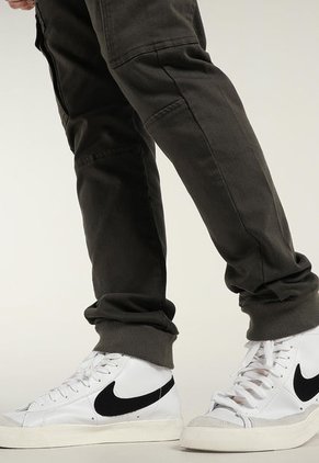 Pantalón Cargo Verde Mattelsa