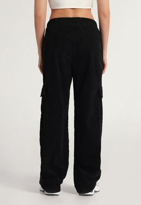 Pantalón Cargo Negro Mattelsa Baggy