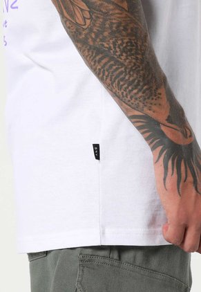 Camiseta Esqueleto Blanco-Lila Mattelsa