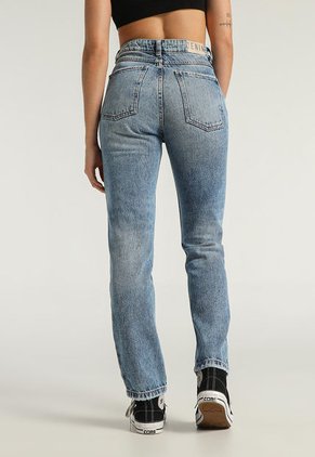 Jean Azul Mattelsa Mom Fit y Boyfriend