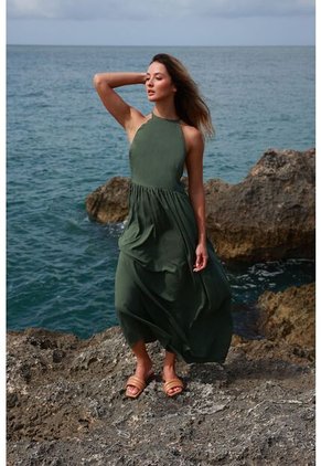 Vestido Largo Anaira Verde Oscuro Mercedes Campuzano