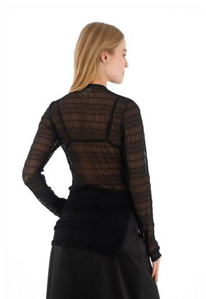 Buzo Celestia Negro Mercedes Campuzano