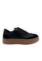 Tenis Hazel Negro Mercedes Campuzano de Mercedes Campuzano