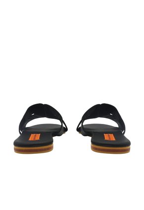 Sandalia Plana Siona Negro Mercedes Campuzano