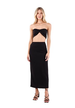 Falda Larga Ecos Negro Mercedes Campuzano