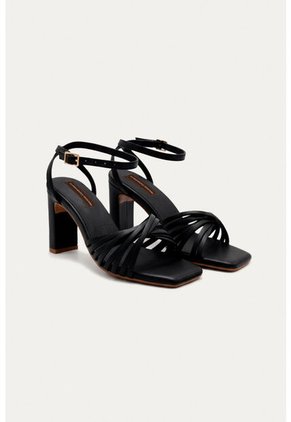 Sandalia Tacon Amber Negro Mercedes Campuzano