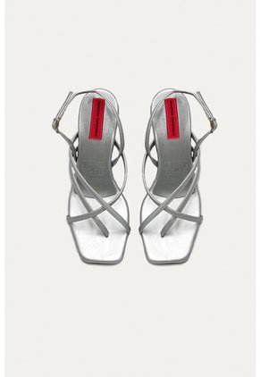 Sandalia Tacon Dina Plata Mercedes Campuzano