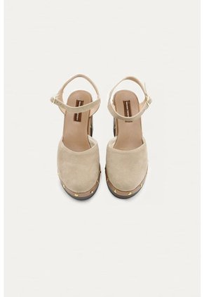 Tacon Frida Arena Mercedes Campuzano