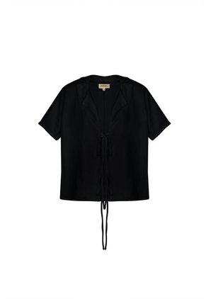 Camisa Cabo Negro Mercedes Campuzano