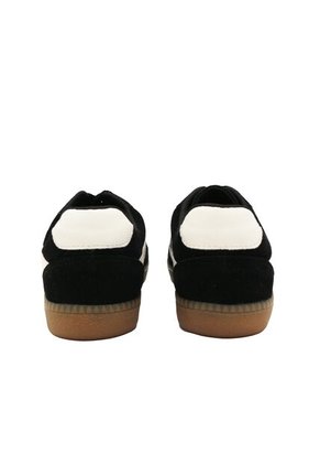 Tenis Gioia Negro Mercedes Campuzano