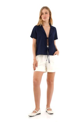 Camisa Cabo Azul Oscuro Mercedes Campuzano