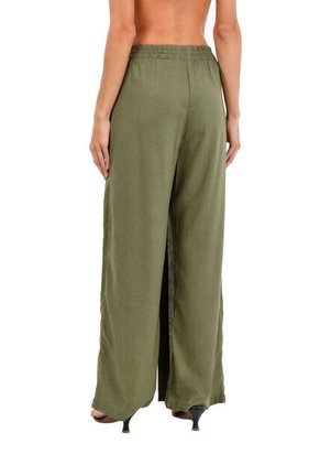 Pantalon Zulima Verde Oscuro Mercedes Campuzano