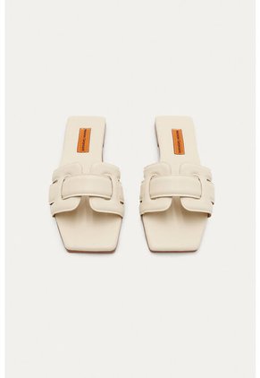 Sandalia Plana Jolie Beige Mercedes Campuzano