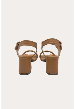 Sandalia Tacón Geneve Beige Mercedes Campuzano