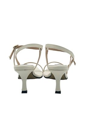 Sandalia Tacón Dannia Marfil Mercedes Campuzano