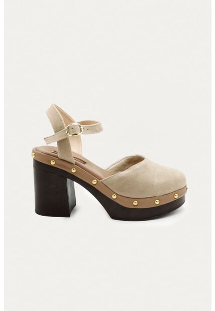 Tacon Frida Arena Mercedes Campuzano