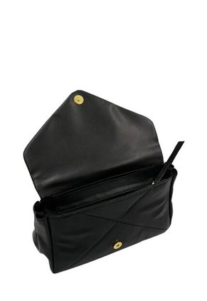 Cartera Ambar Negro Mercedes Campuzano