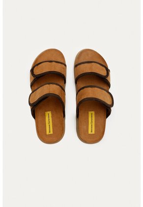 Sandalia Plana Solara Miel Mercedes Campuzano