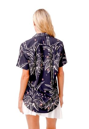 Camisa Wonder Palmeras Negro Mercedes Campuzano