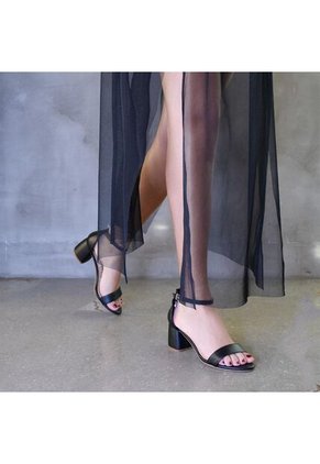 Sandalia Tacón Chin Negro Mercedes Campuzano