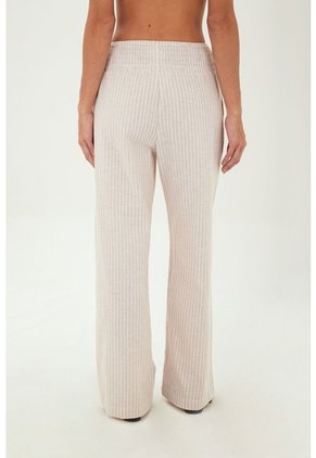 Pantalon Anastasia Beige Mercedes Campuzano