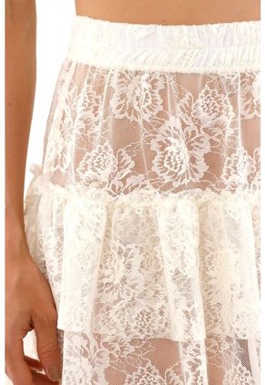 Falda Corta Solana Marfil Mercedes Campuzano