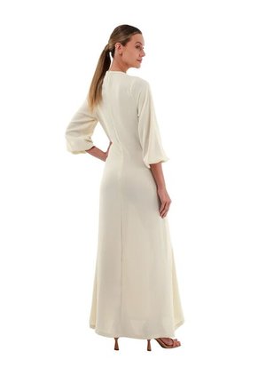 Vestido Largo Angelina Marfil Mercedes Campuzano