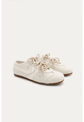 Tenis Solstice Beige Mercedes Campuzano