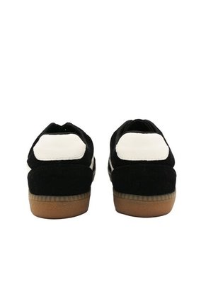 Tenis Gioia Negro Mercedes Campuzano