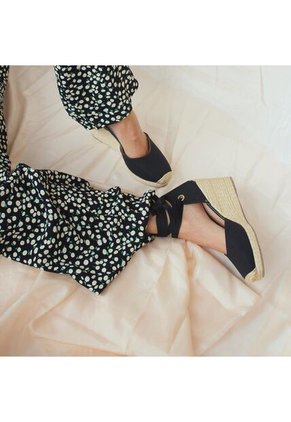 Spadrilla Plataforma Kiri Negro Mercedes Campuzano